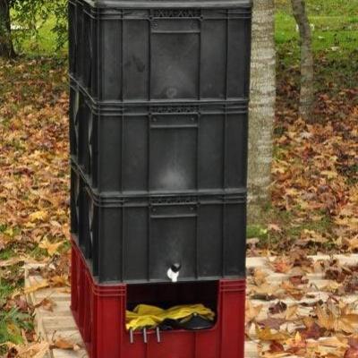 Composteira 150 L com Ferramenteira